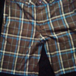 Men's Quicksilver sz.32 plaid shorts